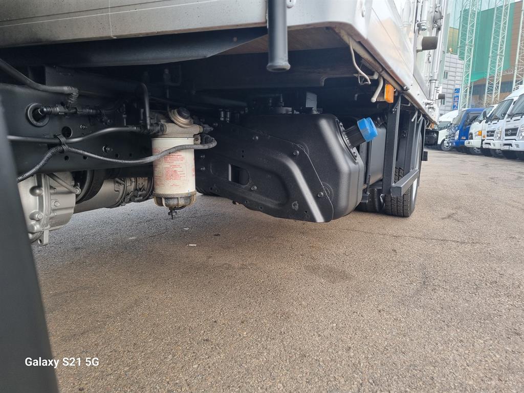 medium and large cargo truck - Vista 10