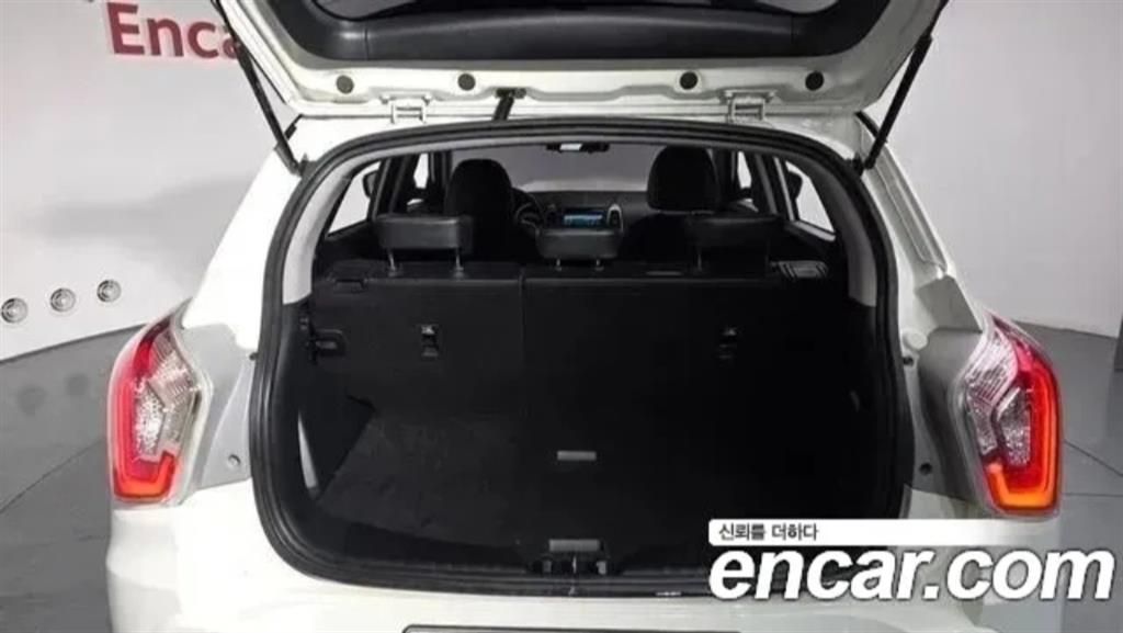 Ssangyong Tivoli 2017 Blanco - Importación desde Corea - HF Imports Iquique - Foto 17