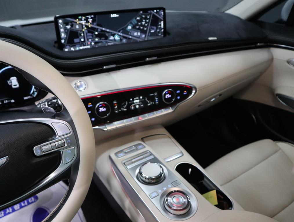 Genesis GV70 2023 Blanco - Importación desde Corea - HF Imports Iquique - Foto 17