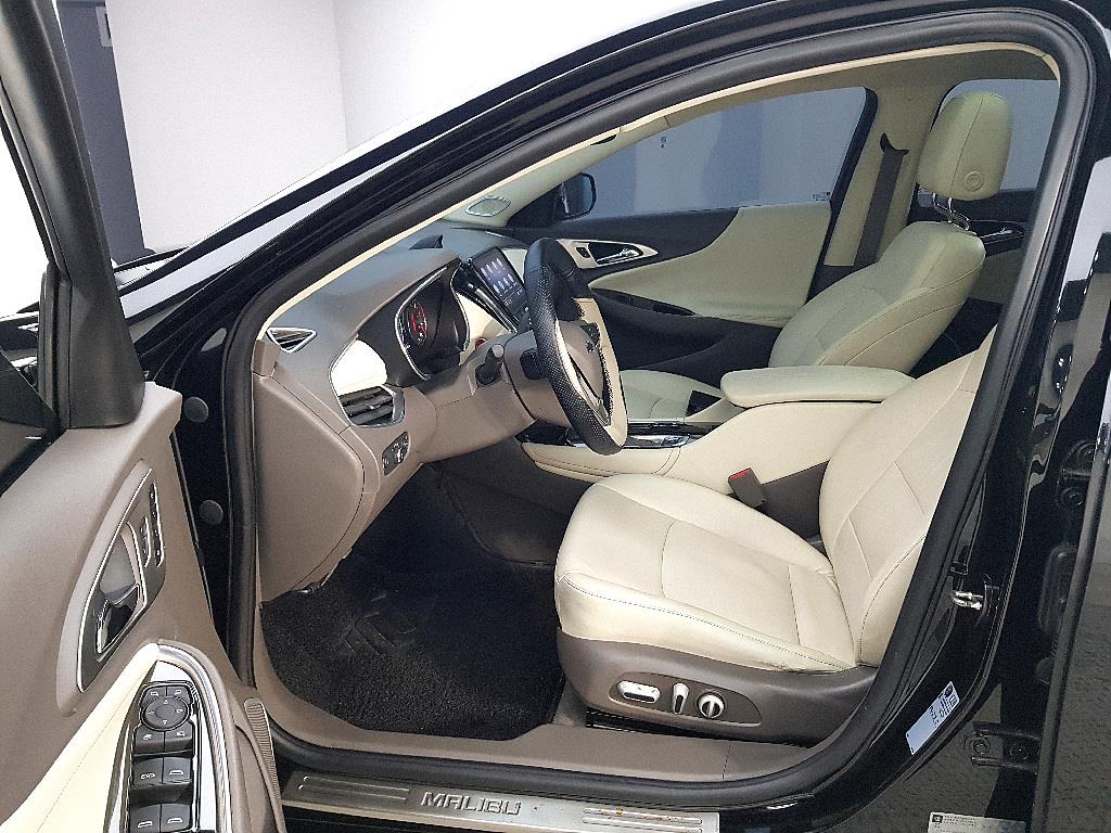 Chevrolet Malibu - Vista 8