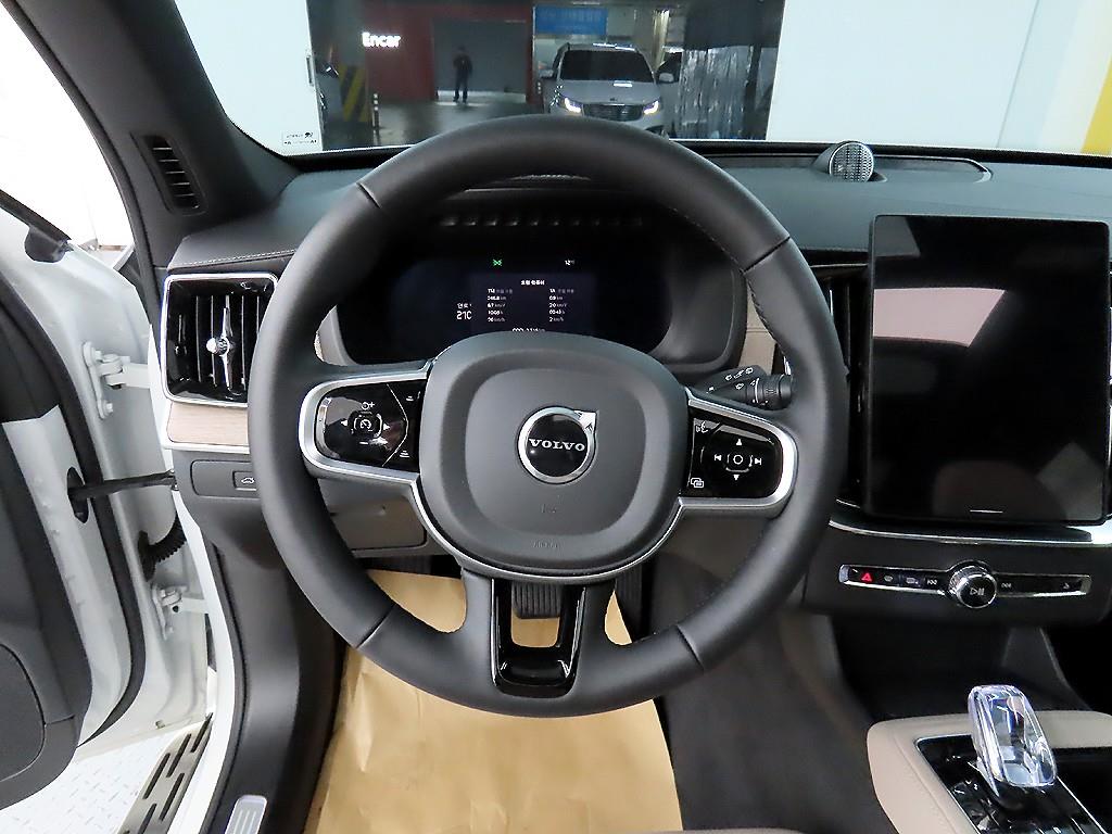 Volvo XC90 - Vista 9