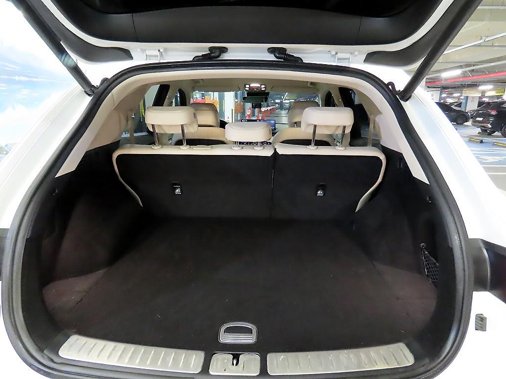 Genesis GV70 2023 Blanco - Importación desde Corea - HF Imports Iquique - Foto 16