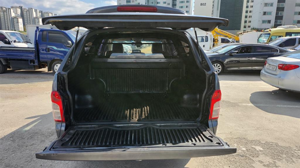 Ssangyong Korando - Vista 6