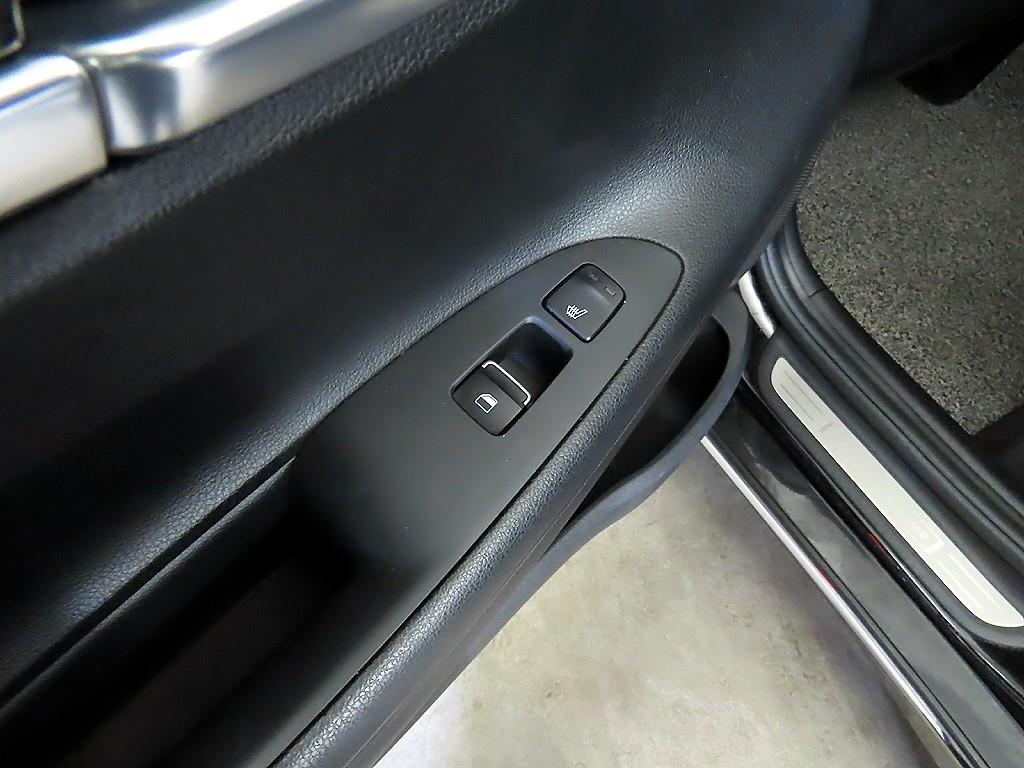 HYUNDAI Grandeur 2018 Negro - Importación desde Corea - HF Imports Iquique - Foto 17