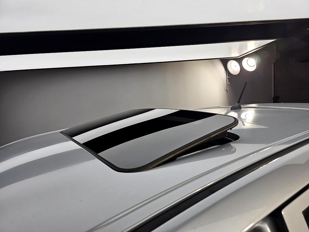 Ssangyong Korando - Vista 12