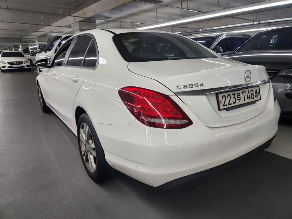 Mercedes Benz C Class - Vista 2