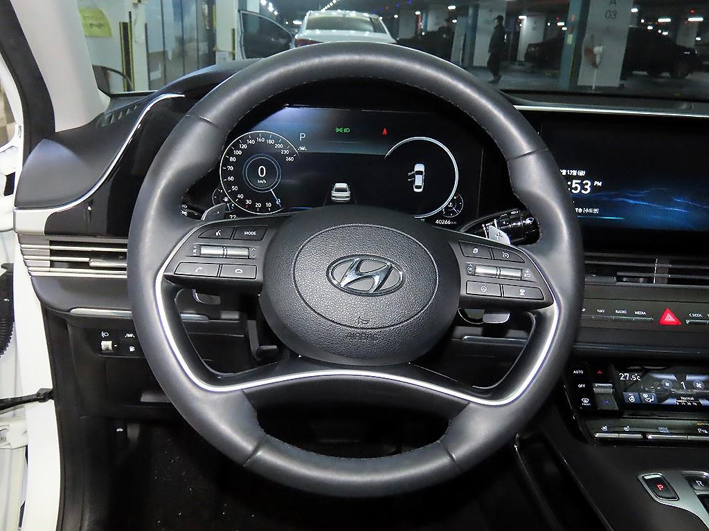 HYUNDAI Grandeur - Vista 8