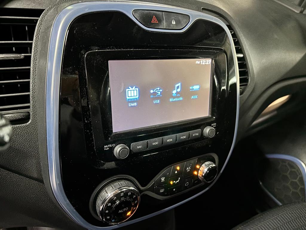 SAMSUNG QM3 - Vista 9