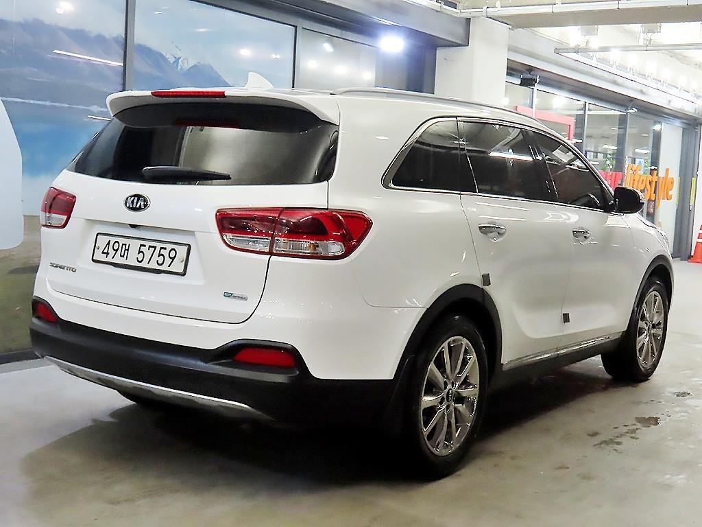KIA Sorento - Vista 4