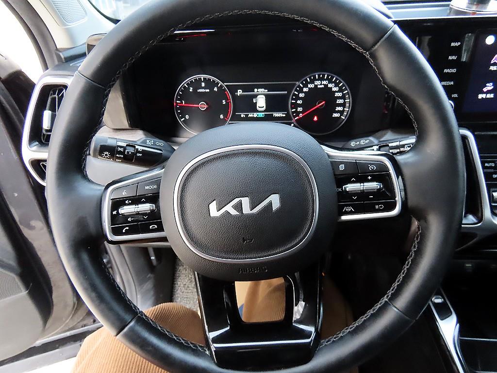 KIA Sorento - Vista 8