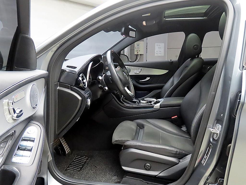 Mercedes Benz GLC Class - Vista 5