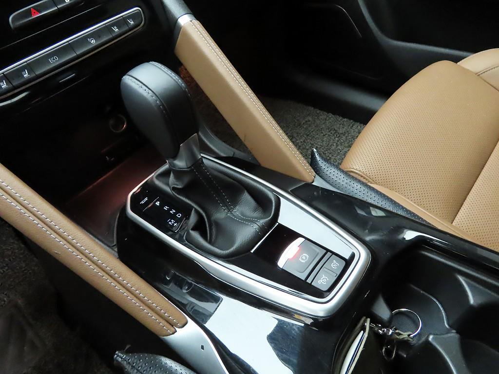 SAMSUNG QM6 - Vista 10