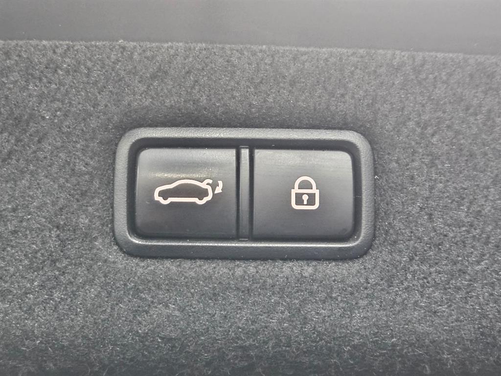 Genesis EQ900 2018 Gris - Importación desde Corea - HF Imports Iquique - Foto 18