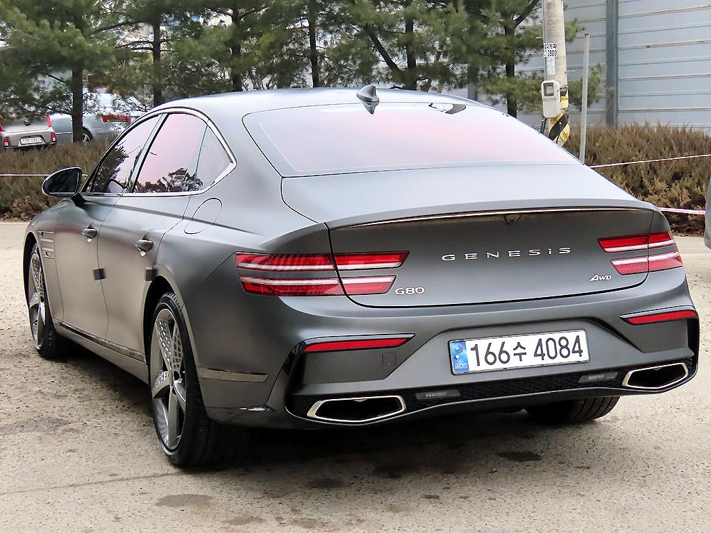 Genesis G80 - Vista 3