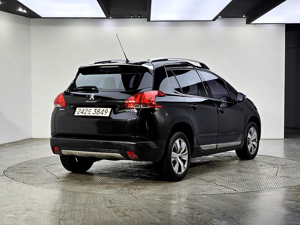 Peugeot 2008 - Vista 4