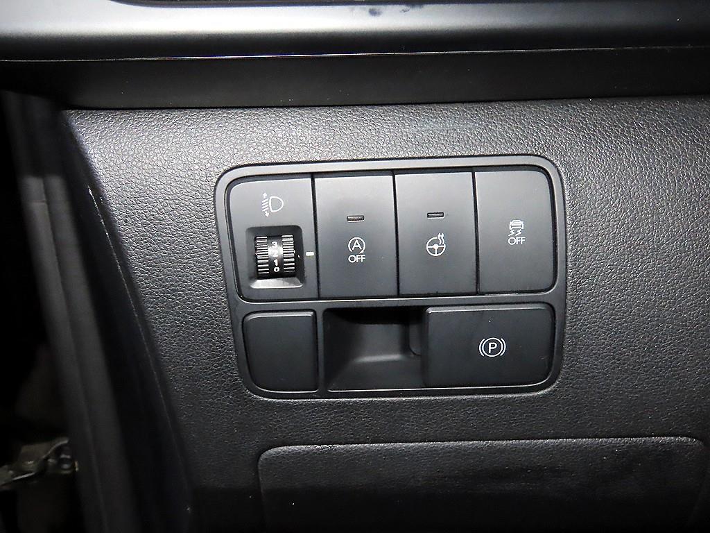 HYUNDAI Staria - Vista 11