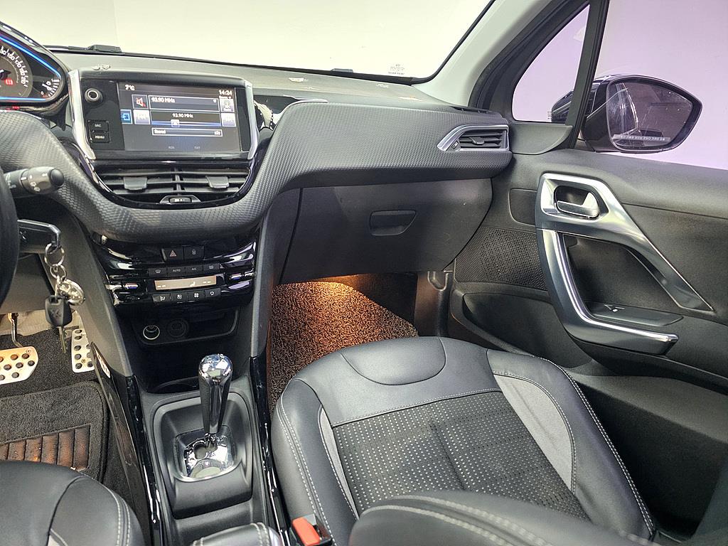 Peugeot 2008 - Vista 10