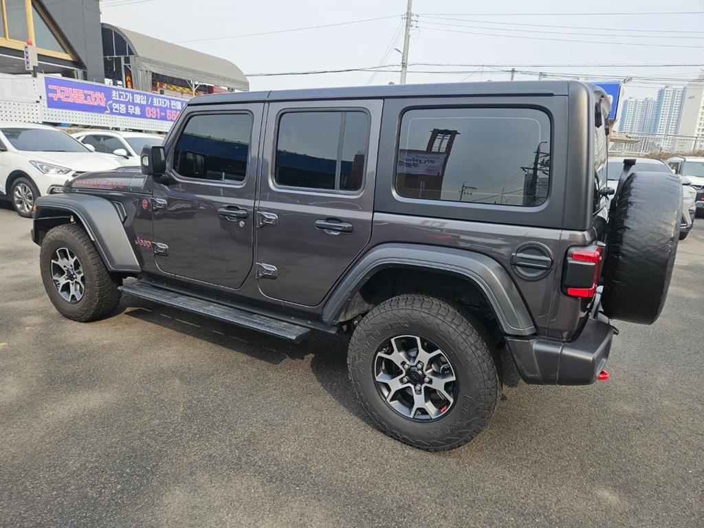 Jeep Wrangler - Vista 6