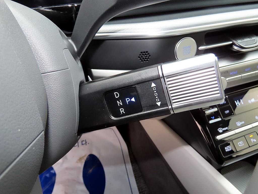 HYUNDAI Grandeur - Vista 10