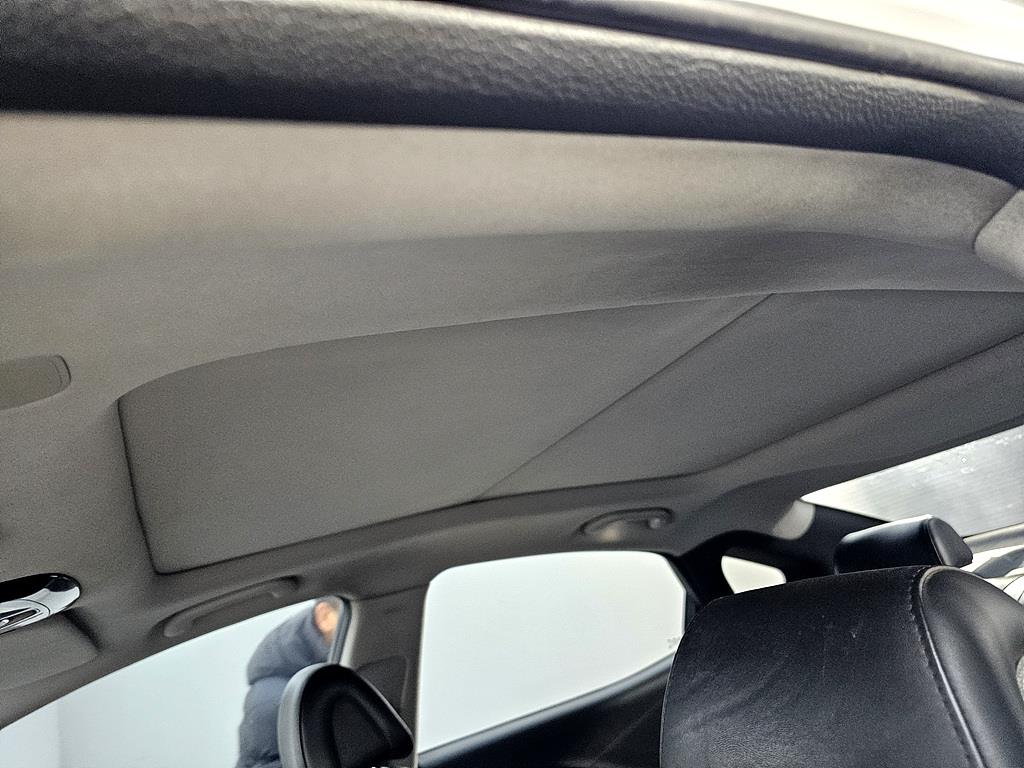 HYUNDAI Grandeur - Vista 12