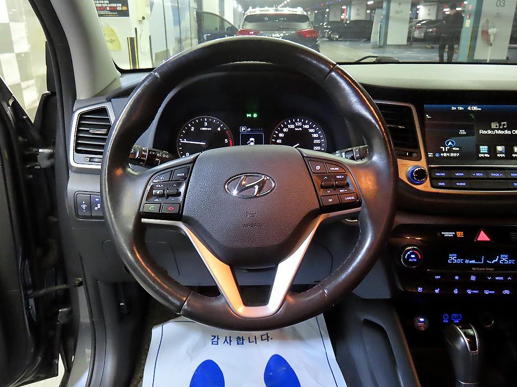 HYUNDAI Tucson - Vista 8