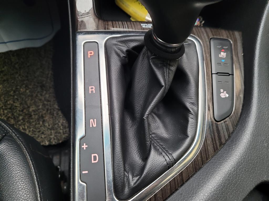 KIA K5 2015 Blanco - Importación desde Corea - HF Imports Iquique - Foto 17