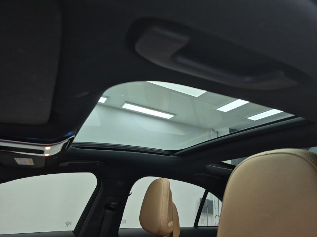 Mercedes Benz E class 2024 Azul - Importación desde Corea - HF Imports Iquique - Foto 13