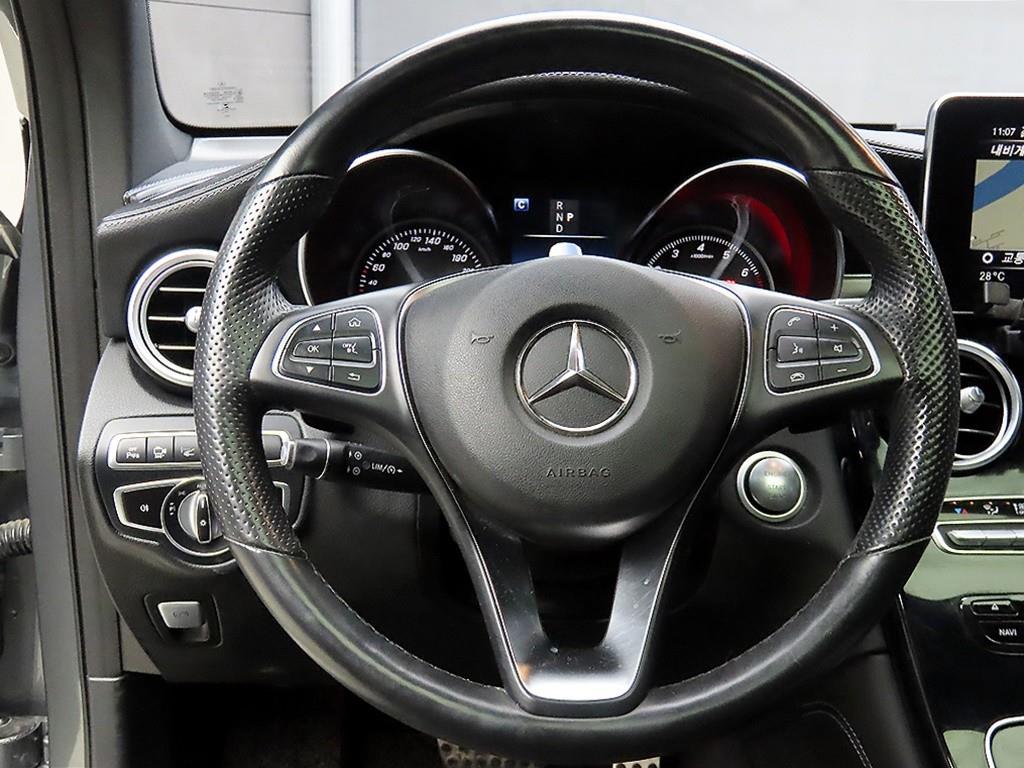 Mercedes Benz GLC Class - Vista 9