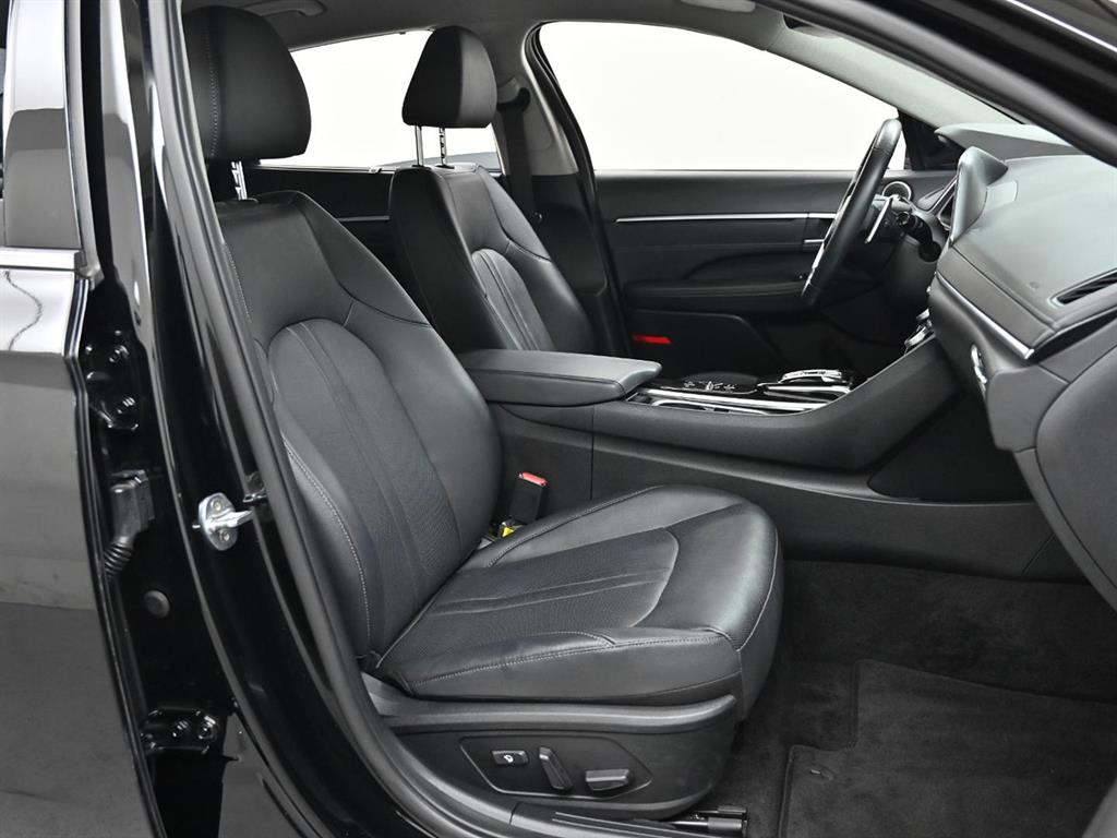 HYUNDAI Sonata - Vista 10