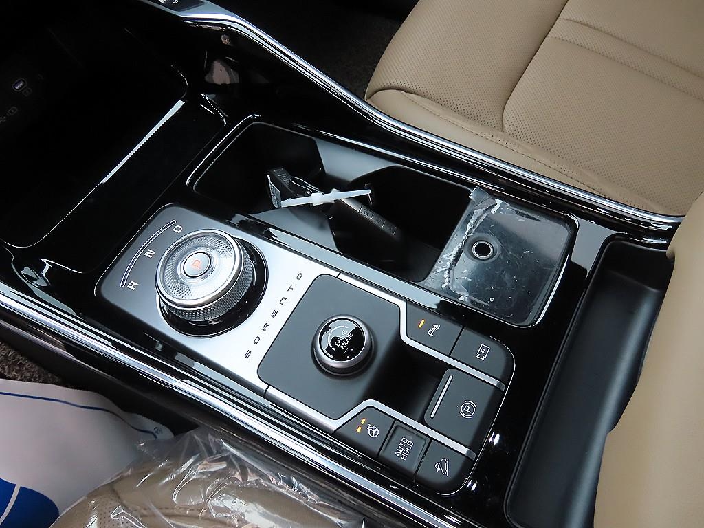 KIA Sorento - Vista 11