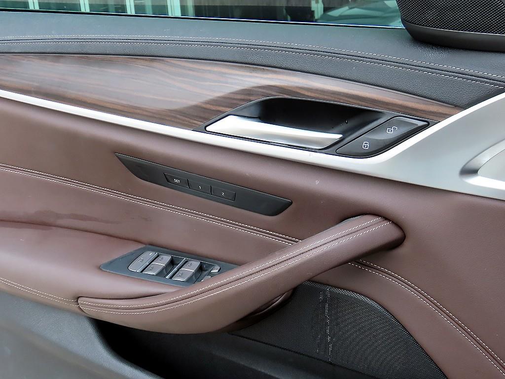 BMW 5 Series - Vista 12