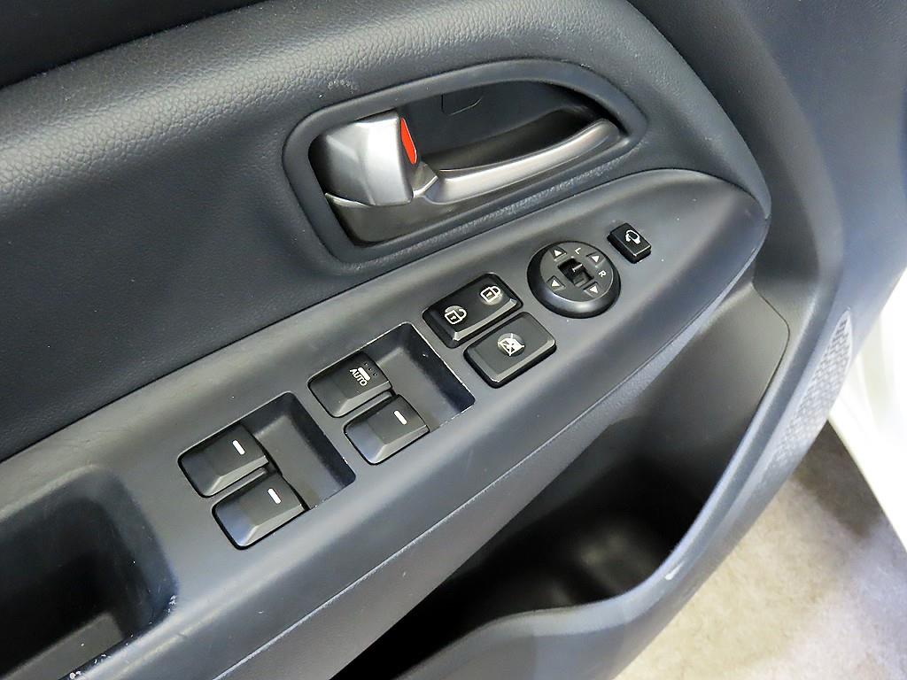 KIA Pride 2012 Blanco - Importación desde Corea - HF Imports Iquique - Foto 13