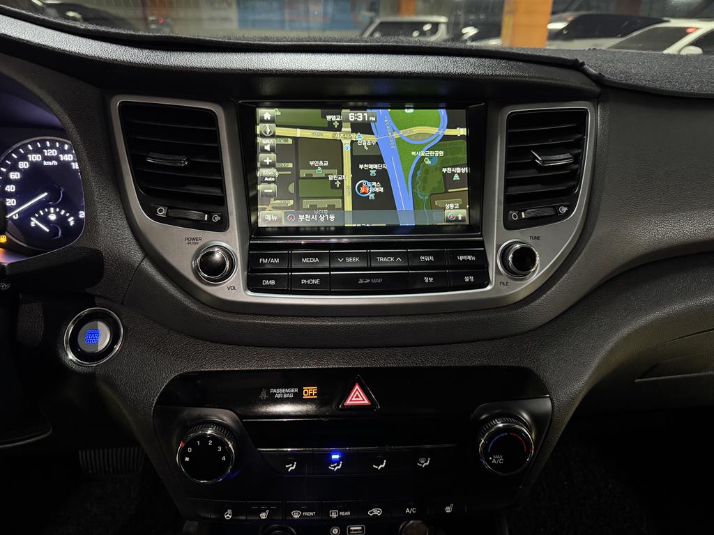 HYUNDAI Tucson - Vista 10