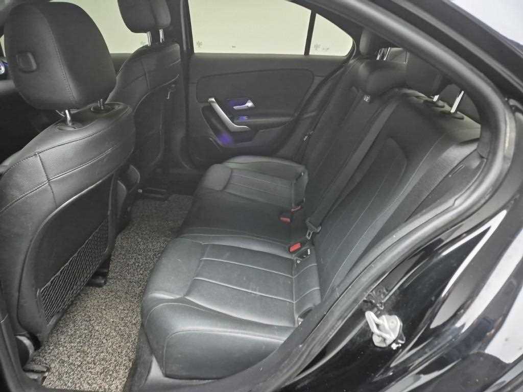 Mercedes Benz A Class - Vista 12