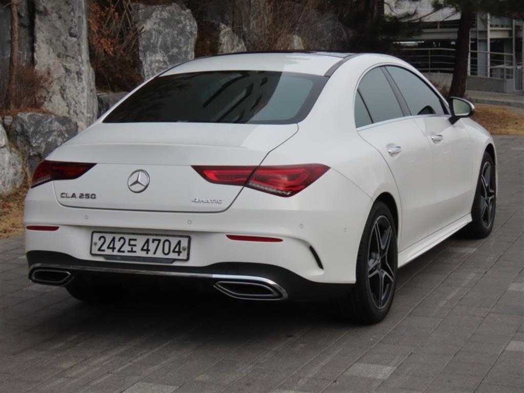 Mercedes Benz CLA Class - Vista 5