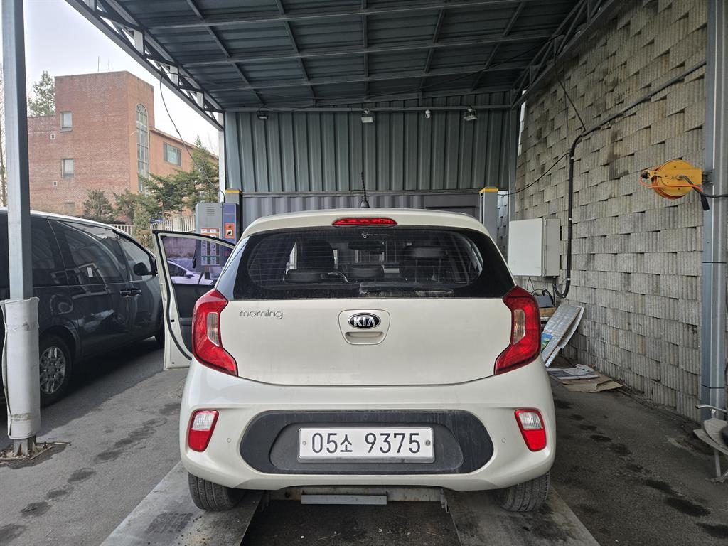 KIA Morning - Vista 3