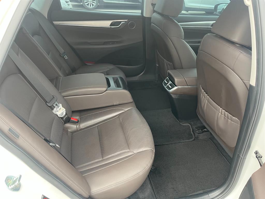 HYUNDAI Grandeur 2022 Blanco - Importación desde Corea - HF Imports Iquique - Foto 19