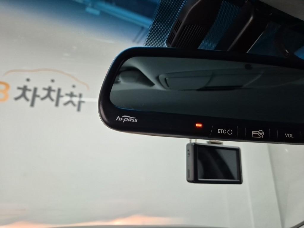 HYUNDAI Grandeur 2017 Negro - Importación desde Corea - HF Imports Iquique - Foto 17