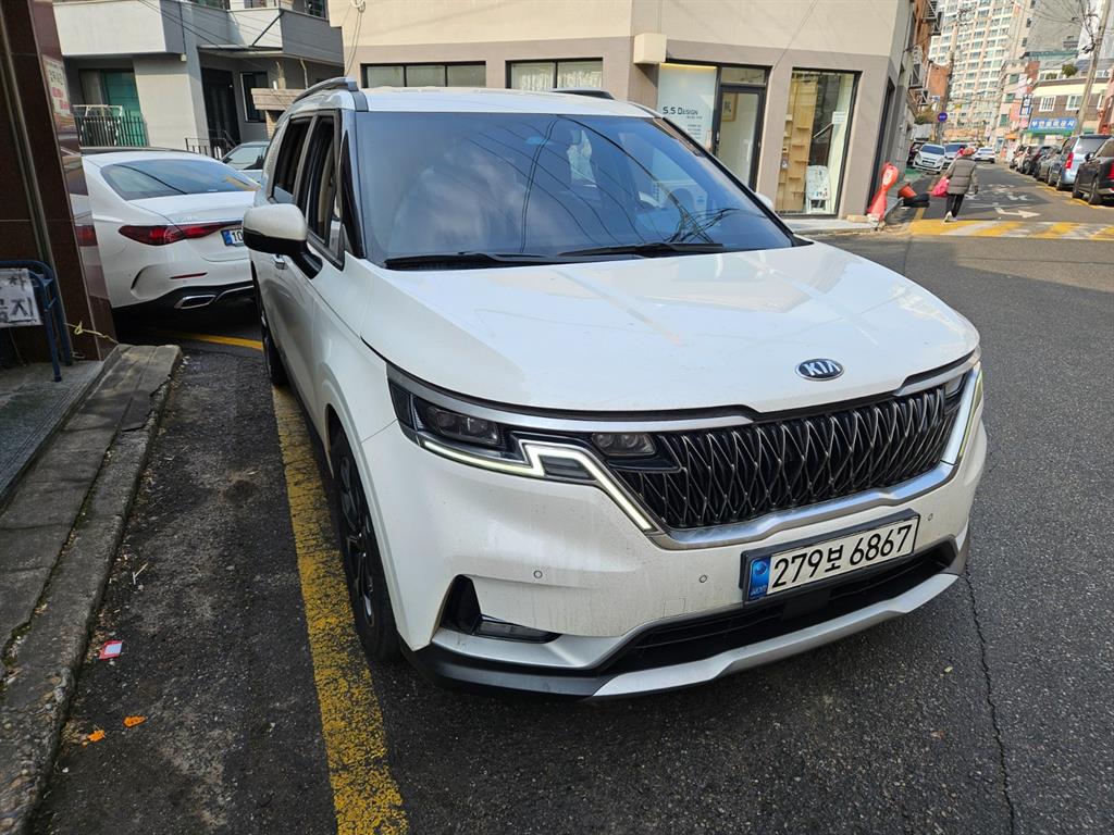 KIA Carnival - Vista 2