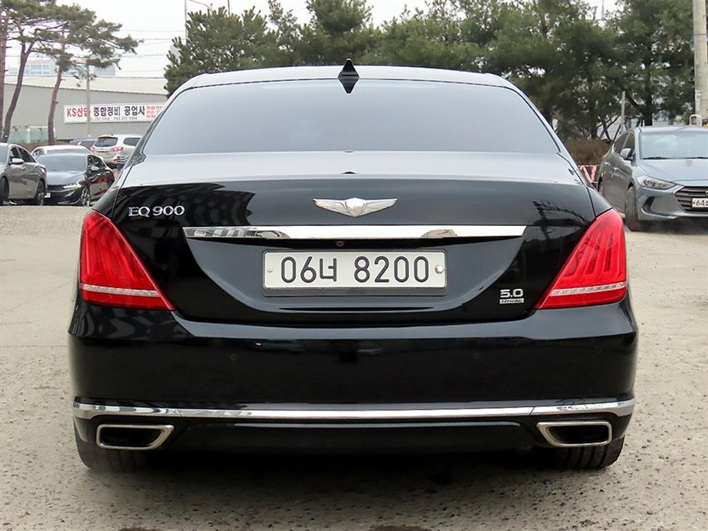 Genesis EQ900 - Vista 4