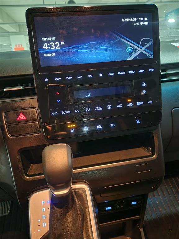 HYUNDAI Staria 2024 Blanco - Importación desde Corea - HF Imports Iquique - Foto 14