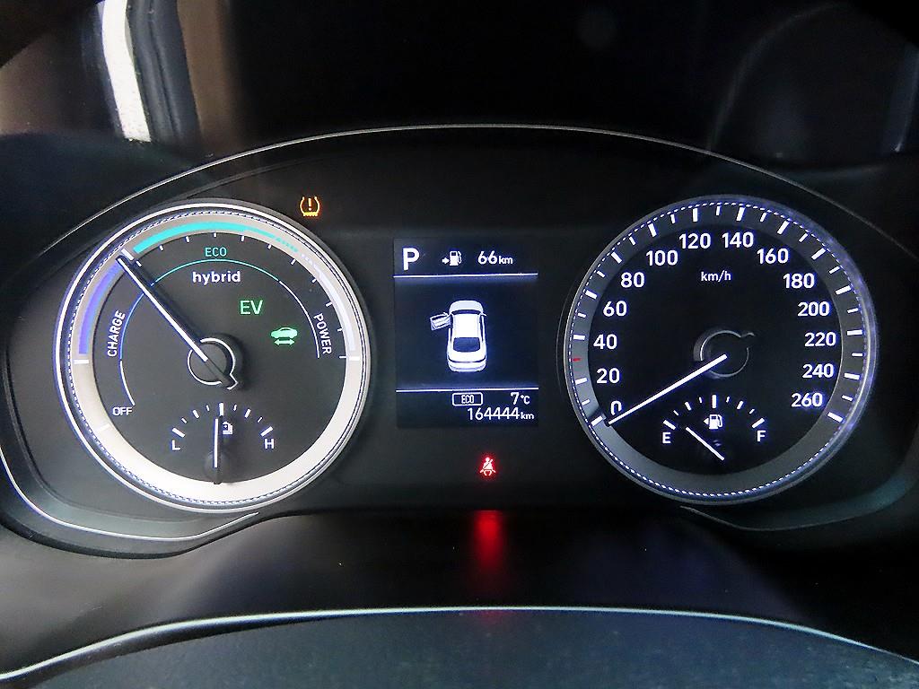 HYUNDAI Grandeur - Vista 9