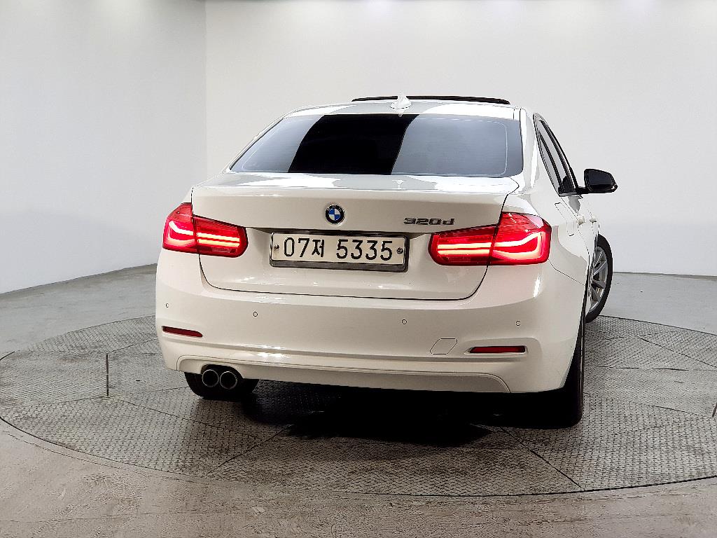 BMW 3 series - Vista 3