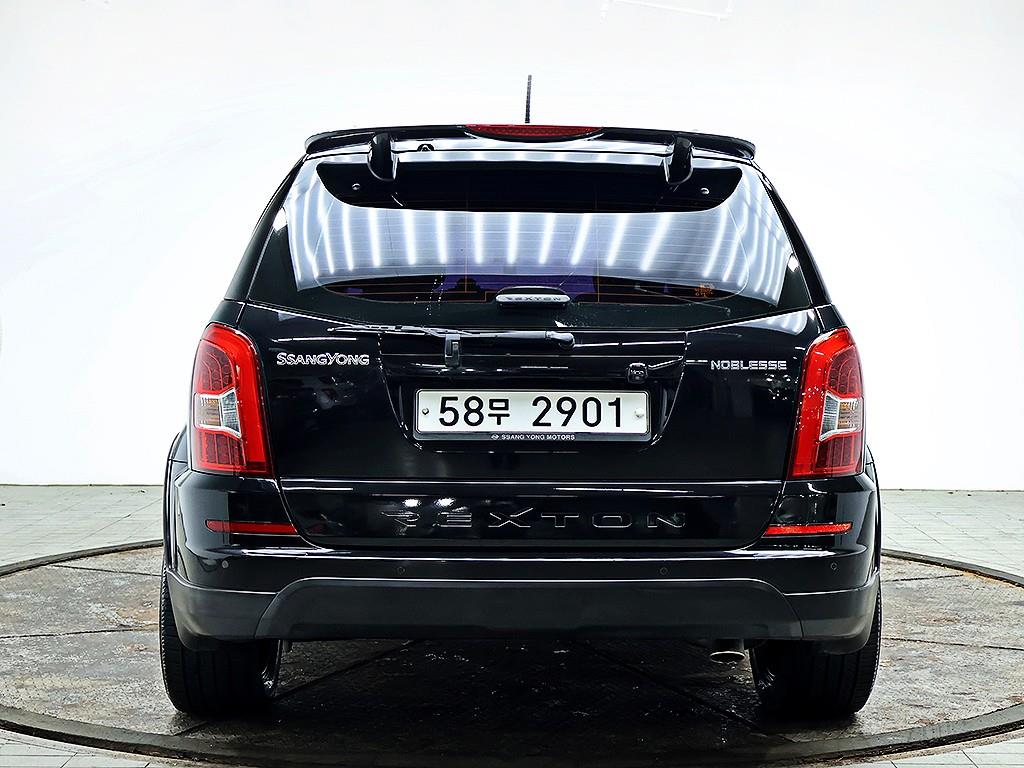 Ssangyong Rexton - Vista 5