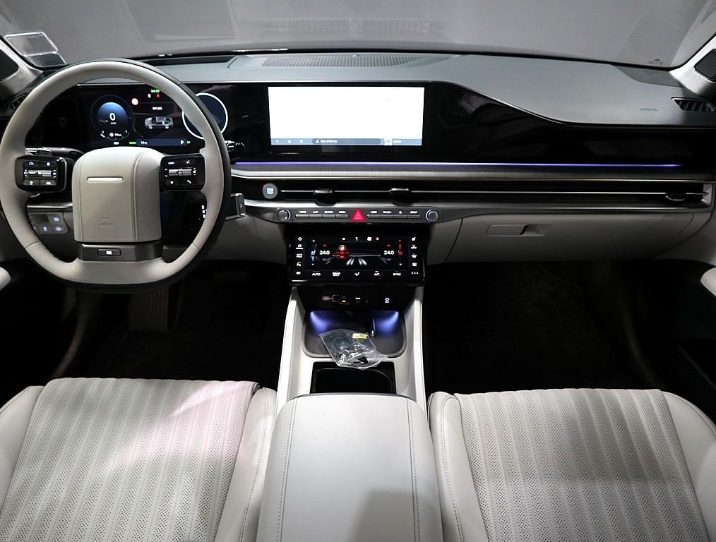 HYUNDAI Grandeur - Vista 5