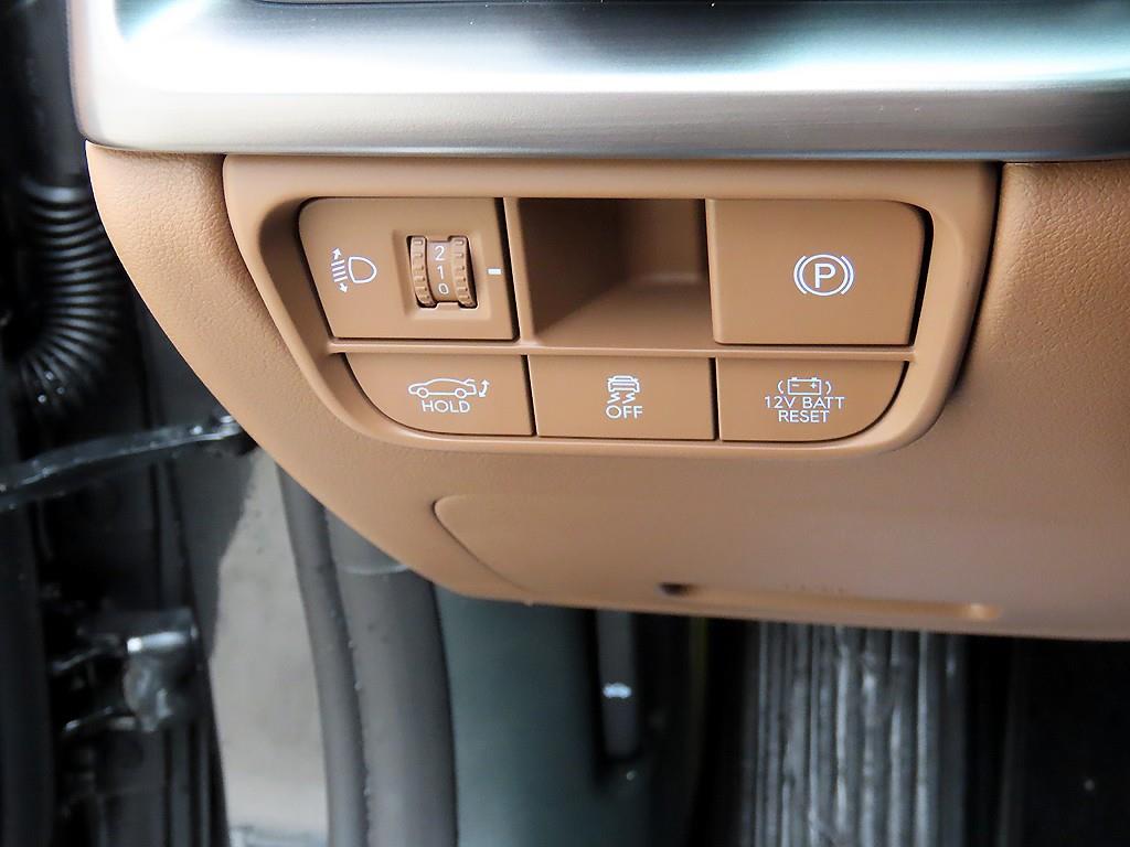 HYUNDAI Grandeur - Vista 12