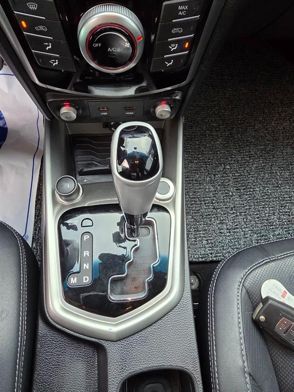 Ssangyong Tivoli 2016 Blanco - Importación desde Corea - HF Imports Iquique - Foto 13