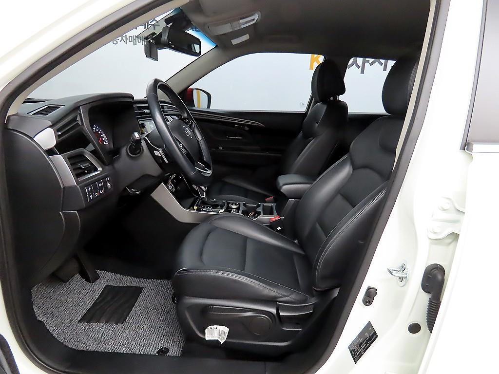 Ssangyong Korando - Vista 5