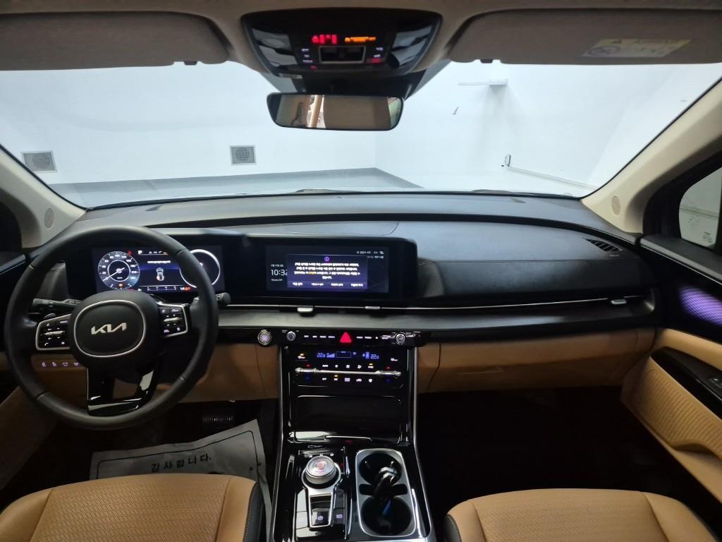 KIA Carnival - Vista 7