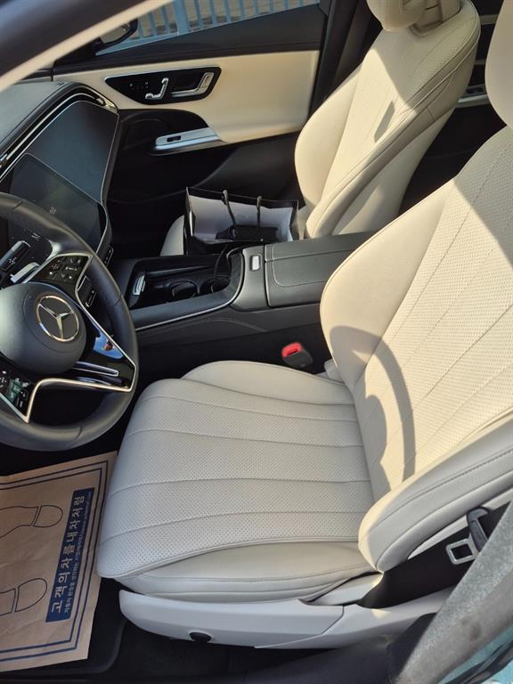 Mercedes Benz E class - Vista 11